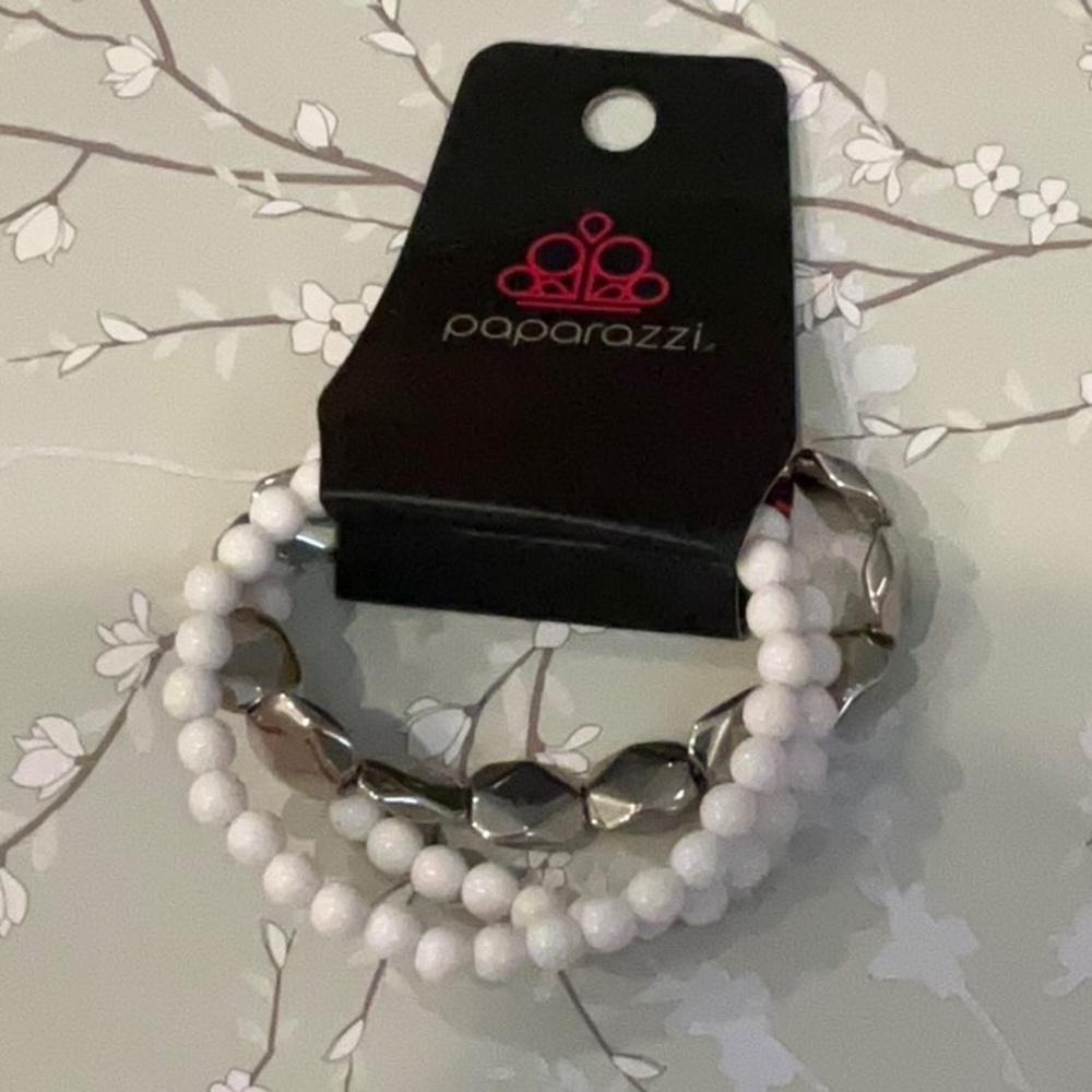 ❄️ Paparazzi | Silver and White Beaded Bracelet Set Boho Beach Vibes